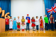 Interantional Day, 14th October 2016. School 2 - Picture 9